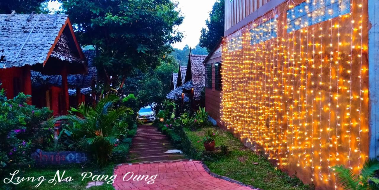 ลุงนะ โฮมสเตย์ ปางอุ๋ง แม่ฮ่องสอน Ban Huai Makhuea Som Exterior foto